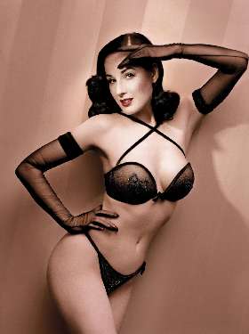 Wonderbra Dita_Von_Teese.jpg